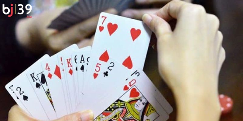 Lưu ý khi chơi game bài